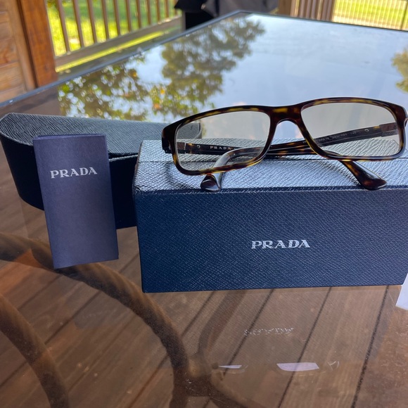 Prada Accessories - PRADA Prescription, transition lenses, no scratches. Frames, perfect condition